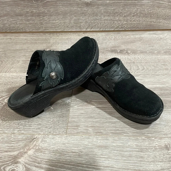 Born Shoes - BORN Pattina Black Suede Clogs Leather Leaf Detail 7
